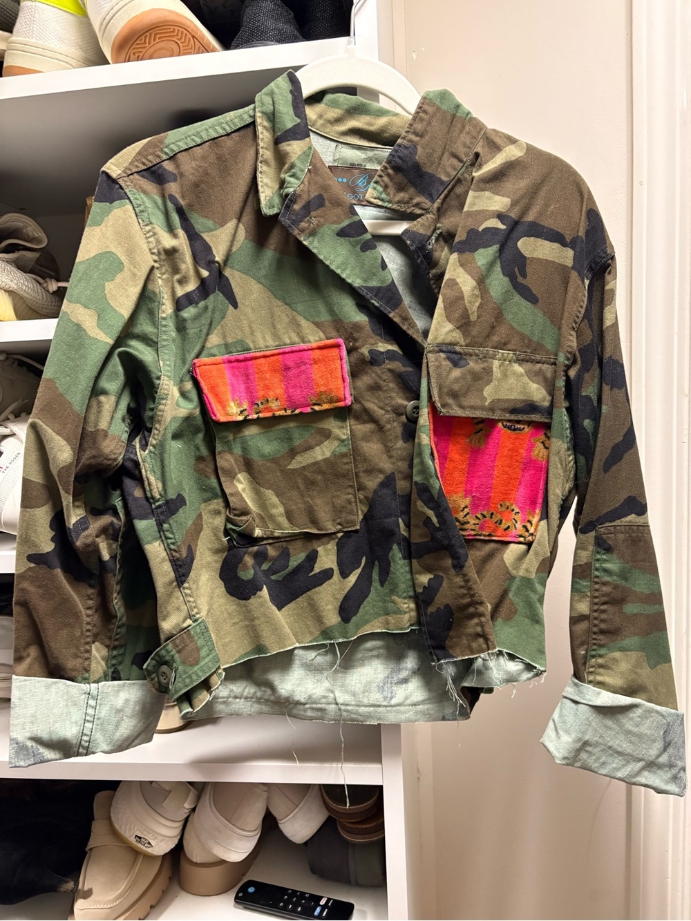 Camo Kids' Jacket with Pink Stripe Pocket Detail